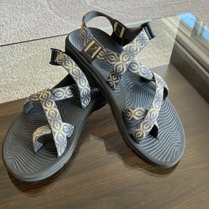 Women’s Chaco Adjustable Shoe